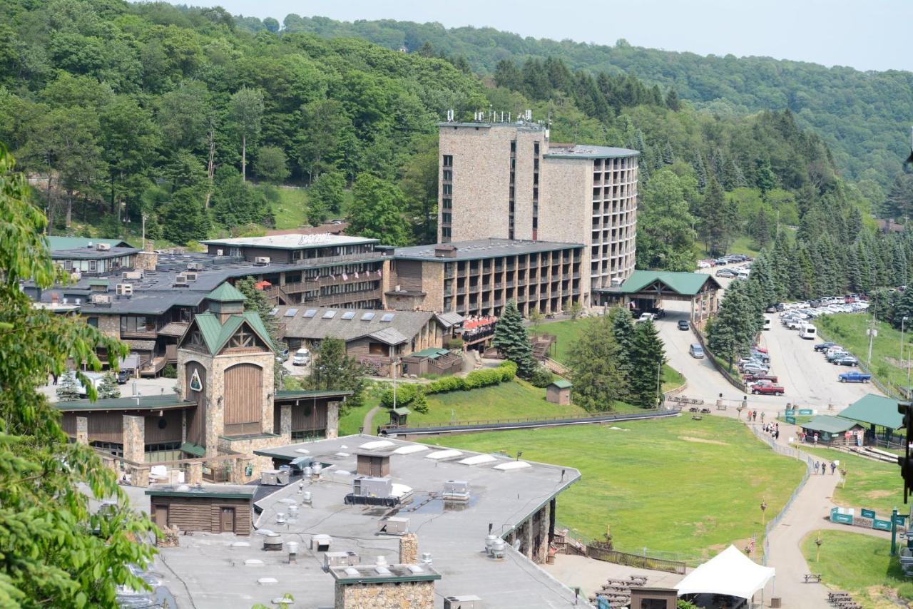 Slopeside Hotel By Seven Springs Resort Champion Zewnętrze zdjęcie